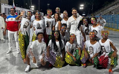 Mesmo debaixo de chuva, a União da Ilha dá um show na Apoteose.